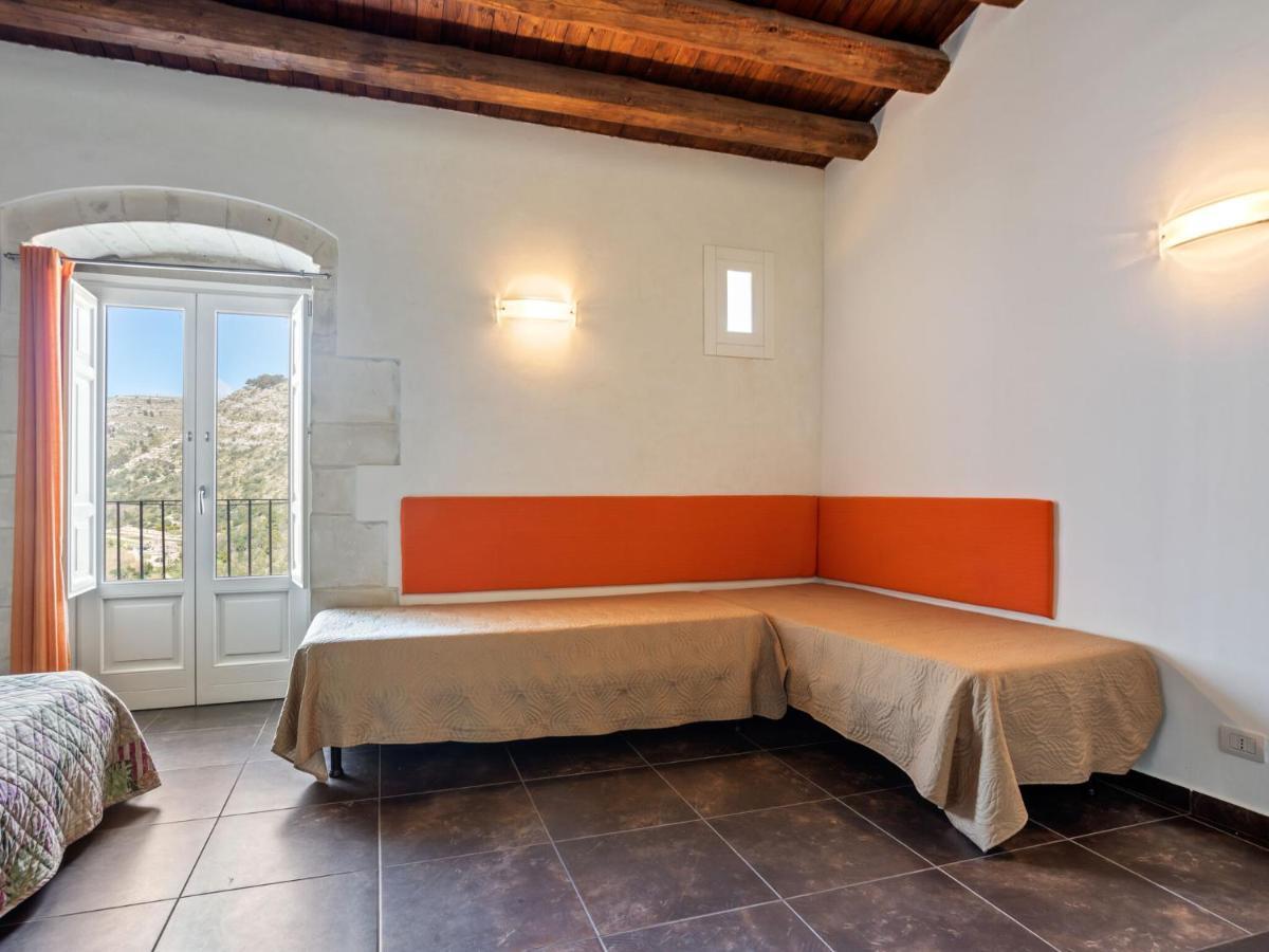 Vintage Holiday Home In Ragusa Ibla With Balcony Zewnętrze zdjęcie